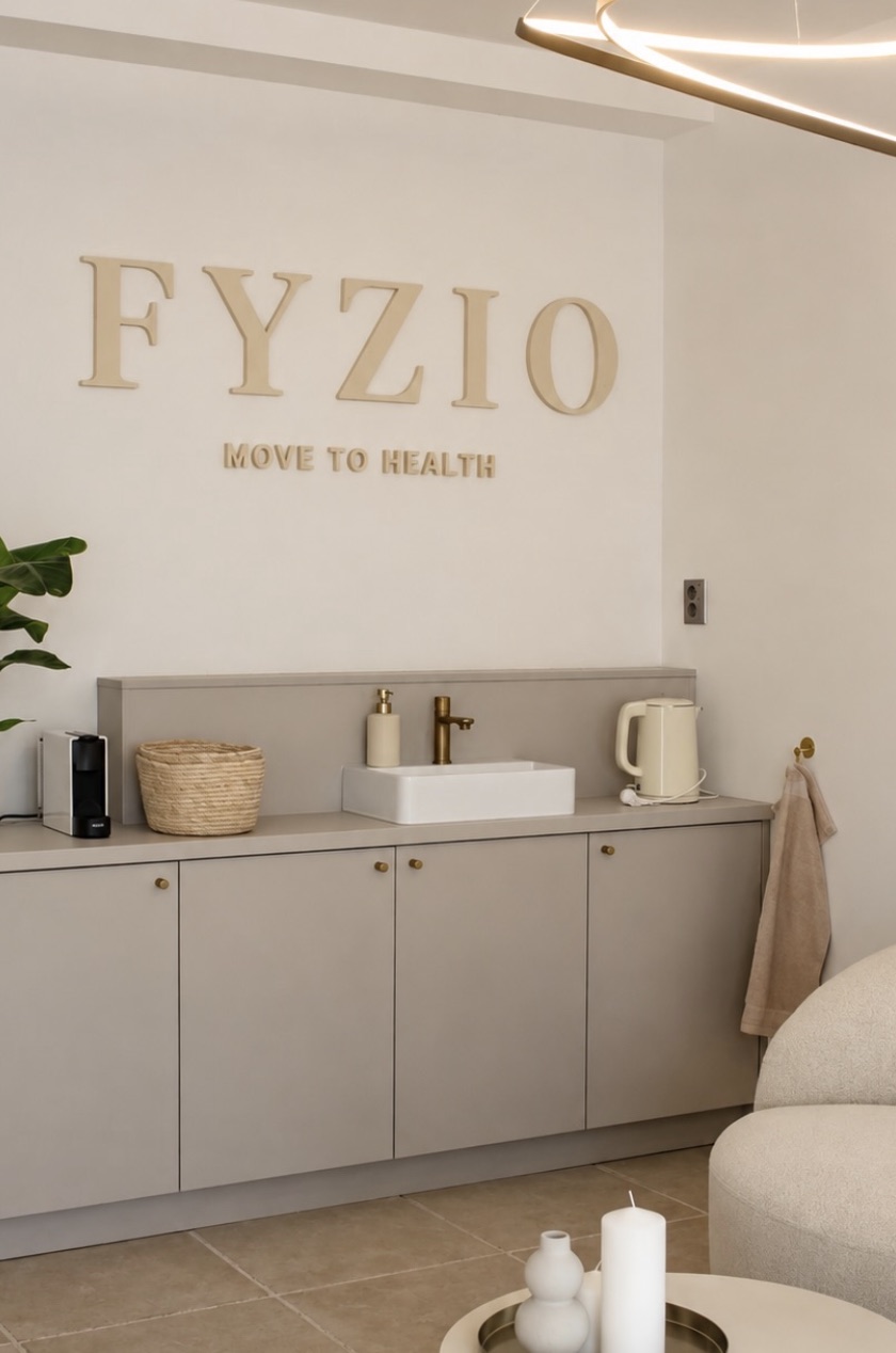Recepcia FYZIO Stupava s nápisom Move to health